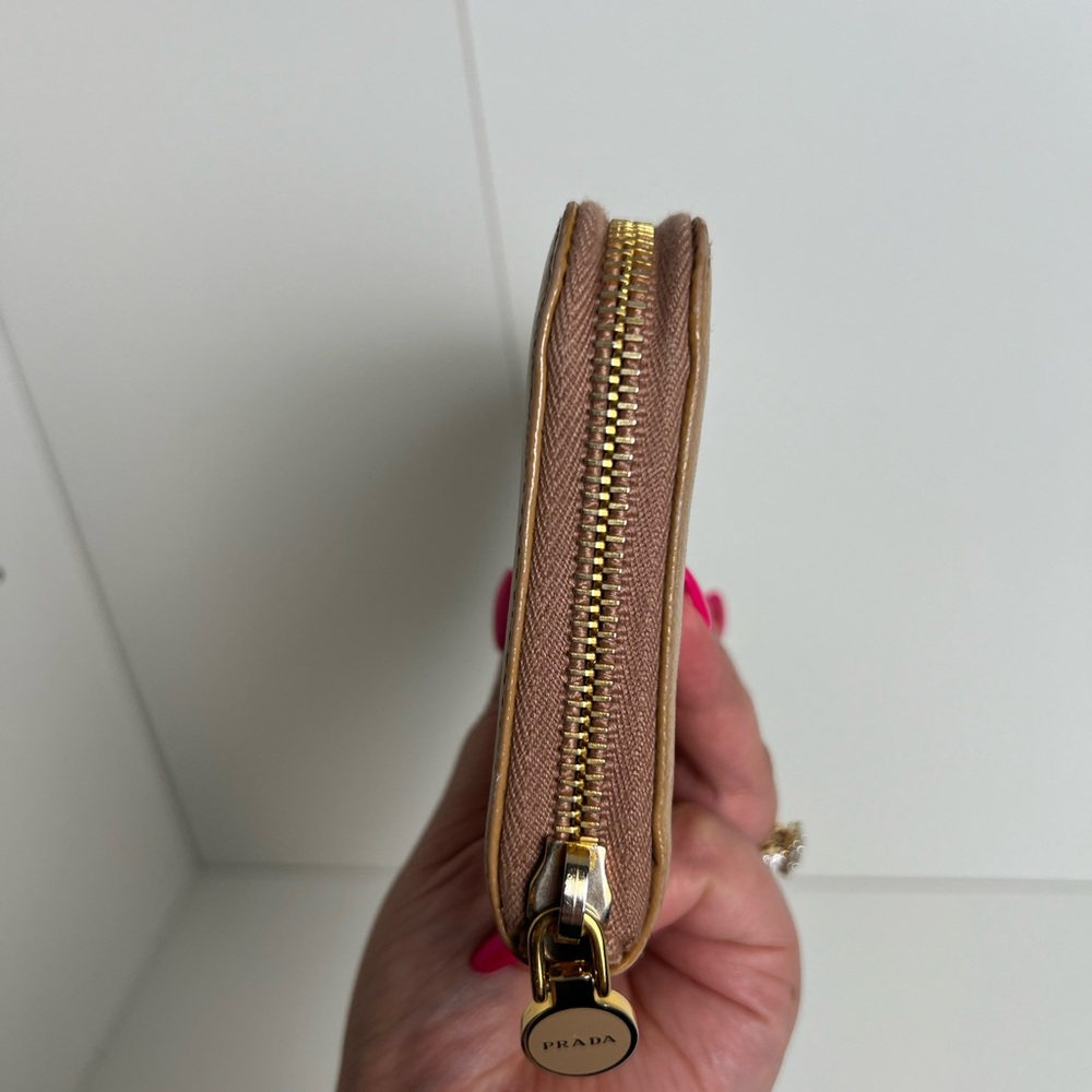 PRADA WALLET - Picture 4 of 8